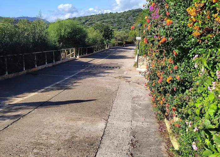 Villasimius, A 300 Mt Dalla Tatil Evi