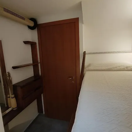 Villasimius, A 300 Mt Dalla Villasimius