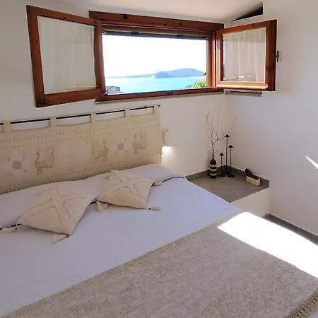 Nyaraló Villasimius, A 300 Mt Dalla *