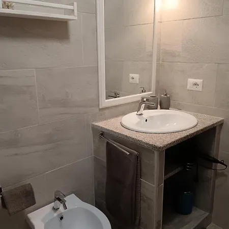 Nyaraló Villasimius, A 300 Mt Dalla *