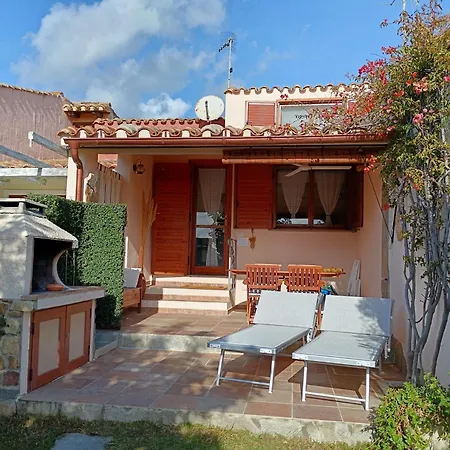 Villasimius, A 300 Mt Dalla Nyaraló